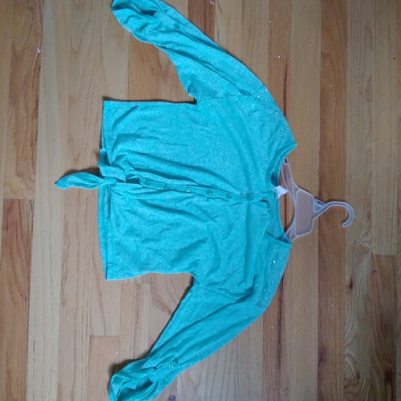 Top - Picture 1 of 1